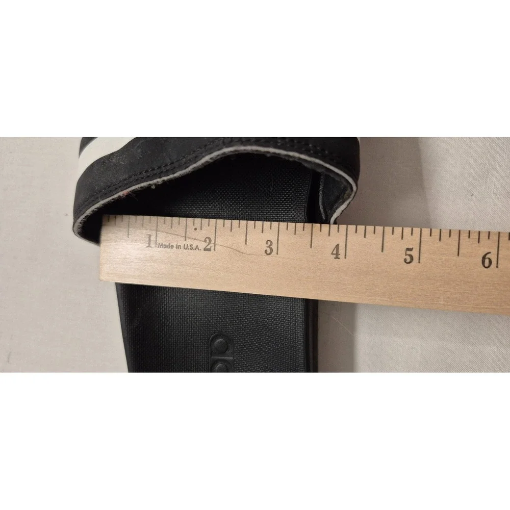 Adidas Adilette Unisex Comfort Slide‎ Sandals, Black & White USED  Size unknown